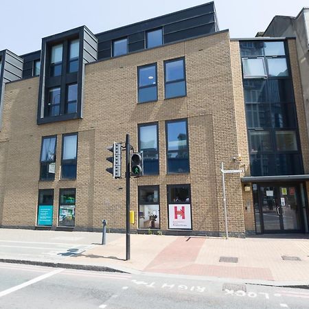 Zeni Studio, The Hub Vauxhall London Londres Exterior foto